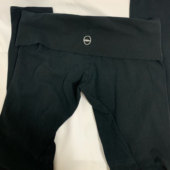 Black fold over solow leggings - Picture 2 of 3